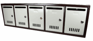 Cutii postale din tabla vopsite